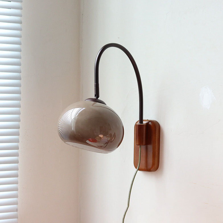 Minimalistyczna Lampa Ścienna Ze Szkła I Litego Drewna | Europejski Design