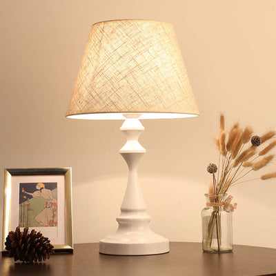 Nordic Empire Shade Natlampe Stof 1 | Lampa Stołowa z Cylindryczną/Królewską Podstawą w Kolorze Czarnym/Białym