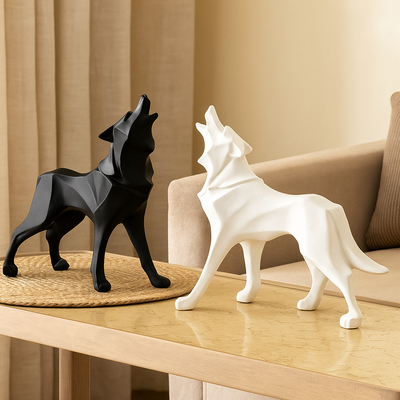 LupoForm | Geometryczny Pomnik Wilka z Ostro Kątem Designu do Nowoczesnych Wnętrz