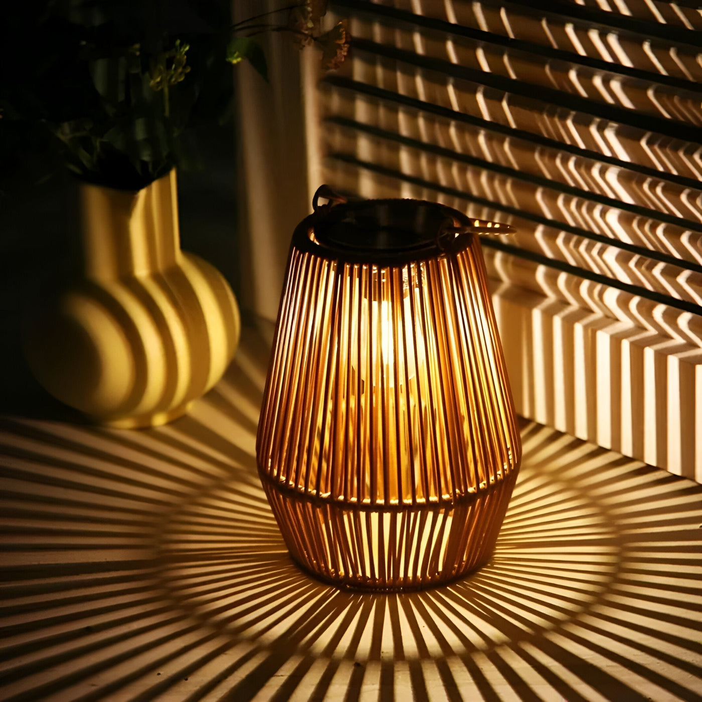 Lampa Słoneczna CageRattan | Lampa Słoneczna Z Bambusa - Lampa Wisząca Wodoodporna