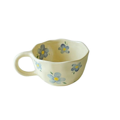 Ceramiczny Kubek Z Nieregularnym Kwiatem | Styl Koreański – Elegancki I Artystyczny Design
