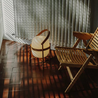 ZenOrb | Minimalistyczna Lampa Drewniana z Ambientowym Światłem