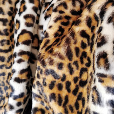 Leopard Luxe | Elegancki Koc Z Sztucznego Futra – Ciepły I Stylowy Koc Do Sypialni