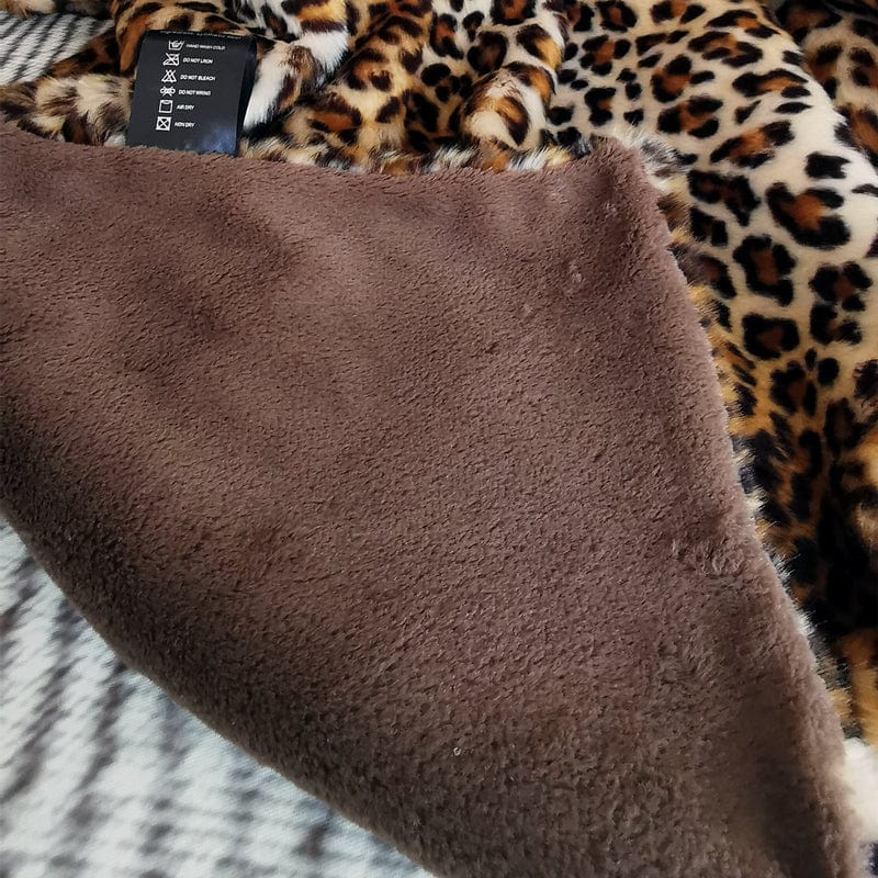 Leopard Luxe | Elegancki Koc Z Sztucznego Futra – Ciepły I Stylowy Koc Do Sypialni