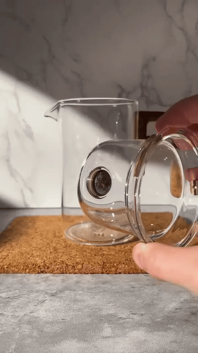 Elixira | Magiczny Czajnik Z Efektem Podświetlenia Led